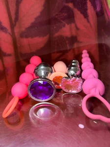MY TOYS MIS JUGUETES od Grifa_Sensual  6 snímek