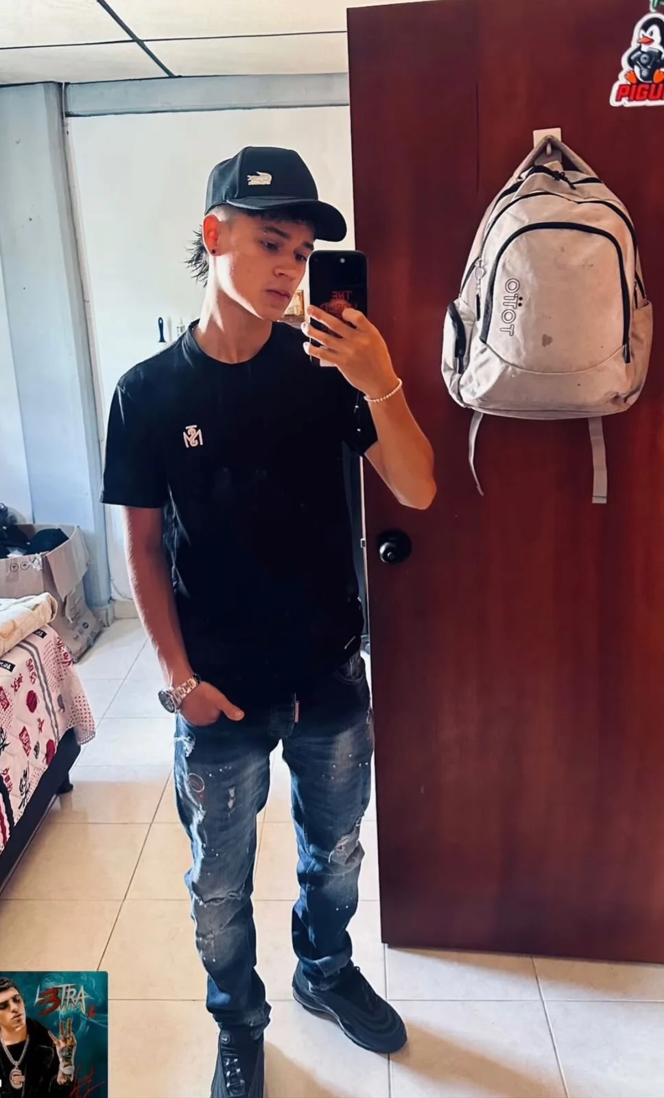 Aron_Boyy 님의 트렌드 중인 사진  8296개