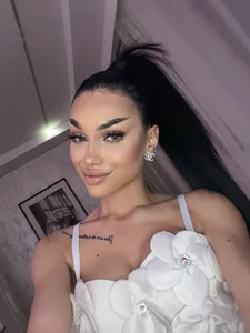 ilariea_girl Public Fotka