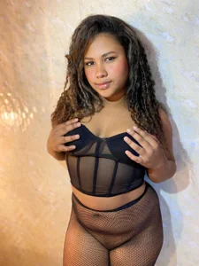 ALYANNA_HOT_: dangerous girl ✨🔥 ( 3 фото)