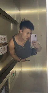 Stay strong de Sexydogetop  4 photos