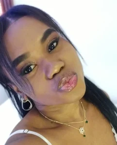 CharlotteMonrroe Public Pic 6