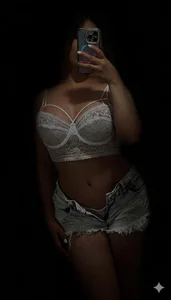 julieta_26hotwelcome Bild