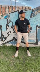 Aaronsmith2 Public รูป  2