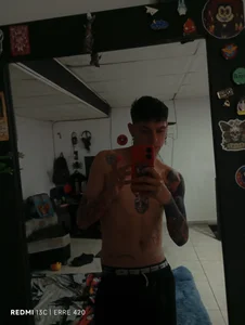 blackninja66 🍷 Foto