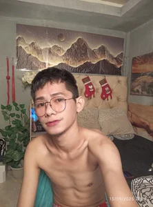 UrAsian_Playboy69Your Skinny Asian boy图片 5