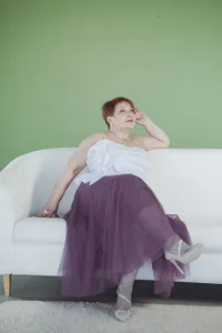 Kira_Kenett the charm of femininity Foto 3