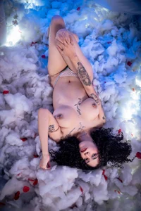 Diarakate_Give yourself something unforgettable图片 6