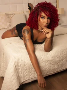 RubyRosselのSensualityの 6枚の写真