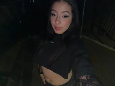 Venus_velez_ 💖🥰 صورة واحدة|Venus_velez_ 💖🥰 صورتان|Venus_velez_ 💖🥰  صور|Venus_velez_ 💖🥰  صورة