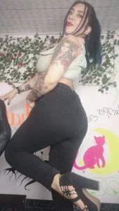 nathalie_zanettii casual Nathalie Pic 8