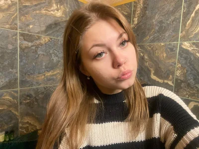 _Pluts_ A little of me - Isla Pic 2