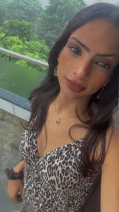 Alisha_Bebo_Jaan Public slika 2