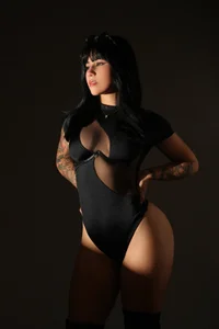 Sensually exquisite 🔥 de HannaaMiller  2 photos