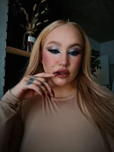 RollDollss Public зображення 3