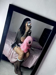 MalloryFerrer_ love me Εικόνα