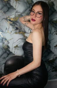 Pameelaanderson_ 👑UR QUEEN PAMELA👑 Pic 2