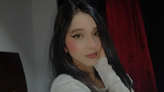 MeganR_ Rebellious and daring 👄 Pic 2