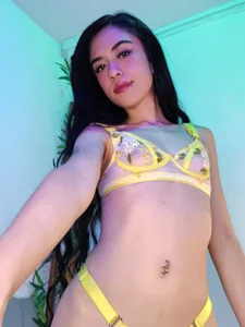 A nice little sun💛 de babycat4_  Imagens