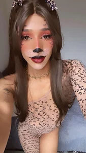 sabrinamossii 𝐻𝑎𝑝𝑝𝑦 ℎ𝑎𝑙𝑙𝑜𝑤𝑒𝑒𝑛  5টি ছবি