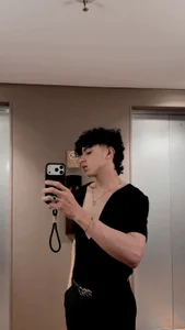 TaylerWhitelll Public Immagine  2