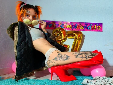 barbara_anal_squirt_'s photo