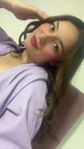 Mariann_Roxxy Young, busty and leggy, what more do you want? Pic 6