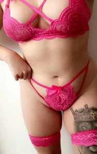 YourBlondeDoll: Public ( 3 фото)