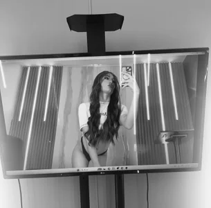 the_hot_star kullanıcısının 🖤 albümü -  2 fotoğraf