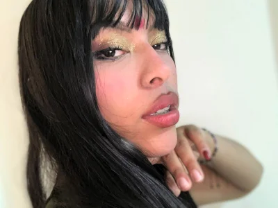 RiriiBrunette__ Aphrodite arrived ✨🏜️ Pic 5