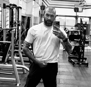 justthat_guy Public 圖片 2