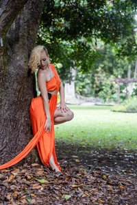 Susie in the Park de SusieandLacey  Imagens