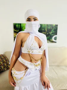 aaisha_ Public Pic 7