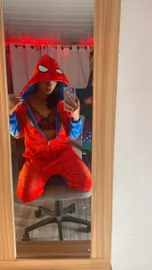 Samara_Homescapesのunder a spider you will find the best 🕸️🕷️の 3枚の写真