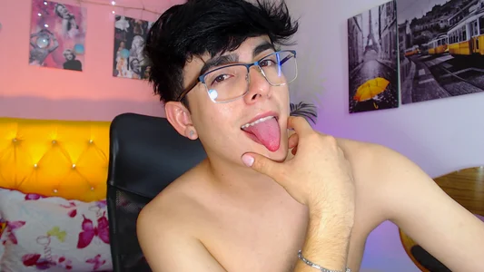 nolan_twink1 Face Cute Foto 3