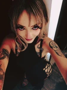 barbara_anal_squirt_'s photo