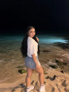 linda_sofi__ Ocean Tease 🌊💋 Εικόνα