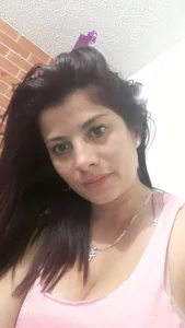 Aliiz_01 Public Pic 3