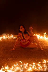 Karmilla_Rosse Karmilla on Fire🔥💥 Hình 2