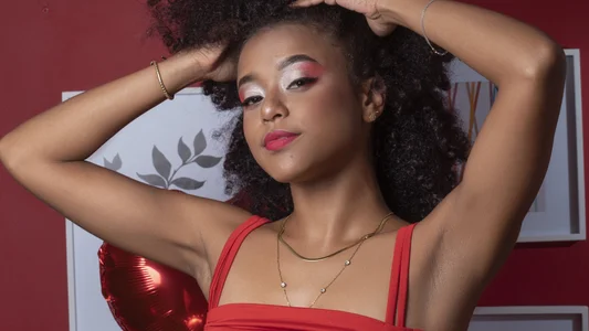 Eylend_Lisboa happy valentine's month! Immagine  3