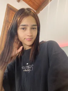 MelodyMansson Good morning, my charming one ☀️💫 I’m live from 8:30 a.m. to 3:30 p.m., waiting to tease your sense Immagine  3