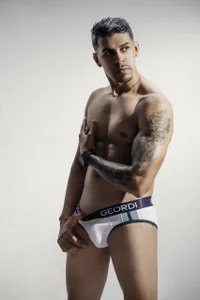 jax_hardのJust for youの 2枚の写真