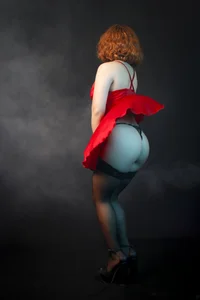 Alexxandra_12's red mood Sex Photo 4