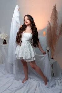 BellaFlecher Between Light and Charm Poză 9