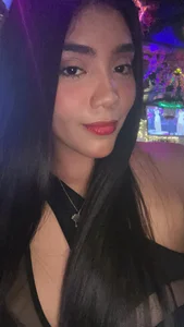 samatha_swet Public  2টি ছবি