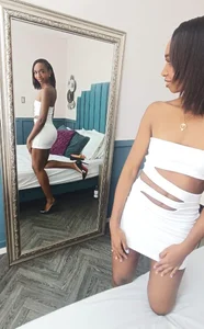 Agatha-Adams Like snow 👑 صورة واحدة|Agatha-Adams Like snow 👑 صورتان|Agatha-Adams Like snow 👑  4 صور|Agatha-Adams Like snow 👑  4 صورة