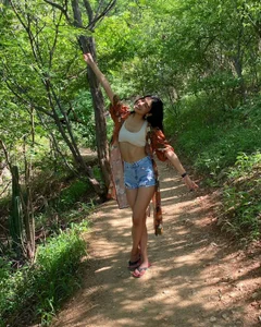 Sassy--Girl Enjoying the view! Pic 2