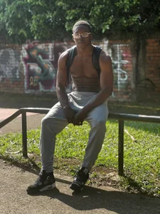 mike_aly DELICIOUS EBONY 😍❤️‍🔥🔥  2টি ছবি