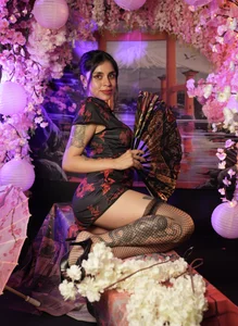 annie_shine_ Do you dream of the Eastern goddesses?😍 Pic 4