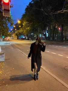 EmmaEverly going out slika 4